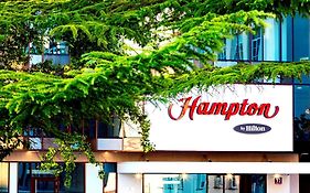 Hotel Hampton By Hilton City Centre  3*