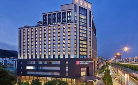 Donlord International Hotel Guangzhou 4*