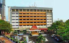 Inna Simpang Hotel Surabaya 4*