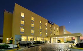 Hotel City Express Nuevo Laredo 4*