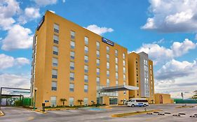 Hotel City Express Aguascalientes Sur 4*