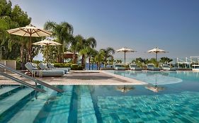 Le Meridien Limassol Spa And Resort 5*
