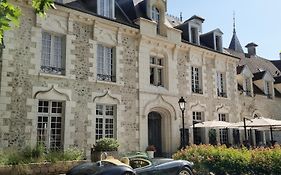 Hôtel Chateau De Fere À 5*