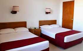Hotel Calvete En Torreon 4*
