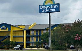 Days Inn And Suites Mobile Al 3*