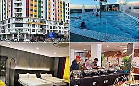Sri Indar Hotel & Suites  4*