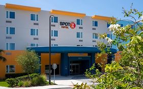Spot X Hotel Orlando Intl Dr By The Red Collection