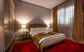 Diplomat Hotel Tirana 4*