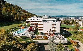\u00BFCu\u00E1les son los mejores hoteles cerca de Lake Zurich?