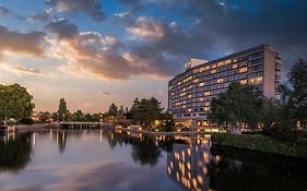 Hilton Amsterdam 5*