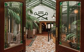 Kees Hotel Donegal 3*