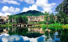 Holiday Inn Changbaishan Suites 4*