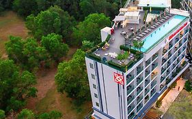 Hilton Garden Inn Phuket Bang Tao - SHA Extra Plus