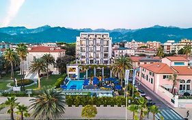 Hotel Excelsior Marina Di Massa 4* Italy