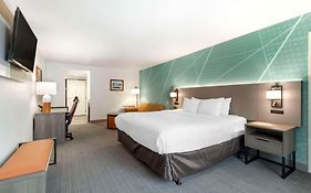 Comfort Inn & Suites Lake George  2* United States