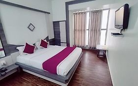 Hotel Govind Park Shirdi 3*
