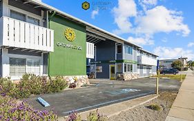 Gateway Thunderbird Motel Seaside Ca