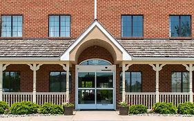 Mainstay Suites Of Lancaster County 2*