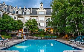Holiday Inn Express And Suites Tremblant 4*