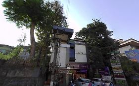 Hotel Royal Inn Mangalore - Opp Sdm Law College Mg Road  3* India