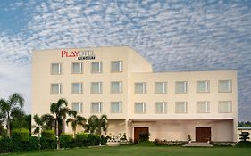 Playotel Resort Bhopal  3* India