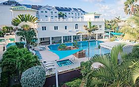 Seven Mile Beach Resort West Bay 3* Cayman Islands