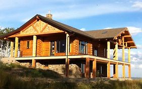 Heart West Haven Holiday Home Priddis  Canada