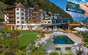 Hotel Alpenblick Zell Am See 4*
