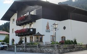 Pension Appartments Christoph Pension 3*