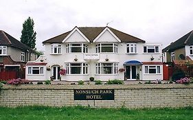 Nonsuch Park Hotel 2*