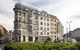 Hotel Goldene Spinne Wien 3*