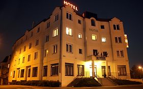 Hotel Theresia  3*