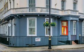 Hotel Oyo Townhouse New England, Victoria  3*