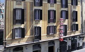 Hotel Genova  3*