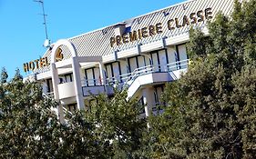 Hôtel Premiere Classe Salon De Provence À