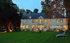 Hotel Chateau De Bellefontaine 4*