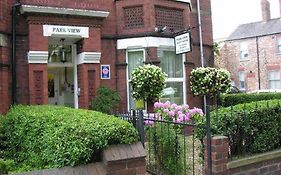 Park View Guest House York 3*