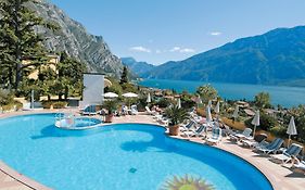 Hotel San Pietro Limone Sul Garda 4* Italy