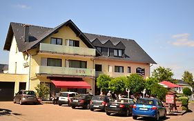 Hotel Café Ernst  3*