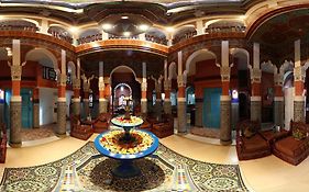 Hotel Moroccan House  3*