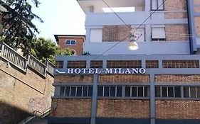 Hotel Milano  3*