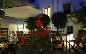 Hotel Alhambra  3*