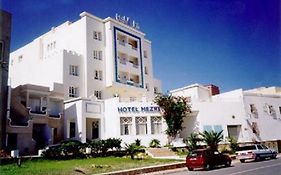 Hotel Mezri  3*