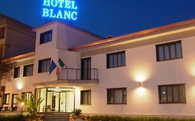 Hotel Blanc  3*
