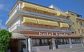 Hotel Kinda  3*
