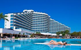 Venosa Beach Resort & Spa  5*