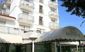 Hotel Alla Rotonda  3*