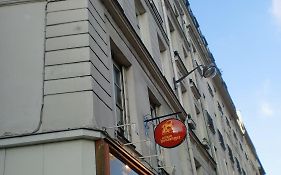 Hôtel Des Fontaines  2*