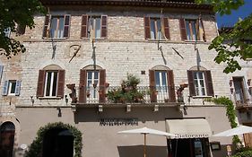 Hotel Belvedere Assisi 2*
