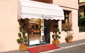 Hotel Aurora  2*